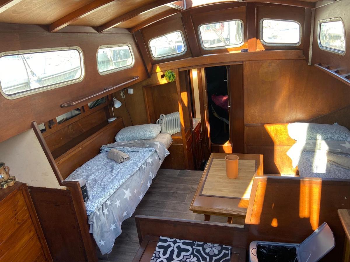 Fantastic Sailing Boat To Sleep In Barcelona 호텔 외부 사진